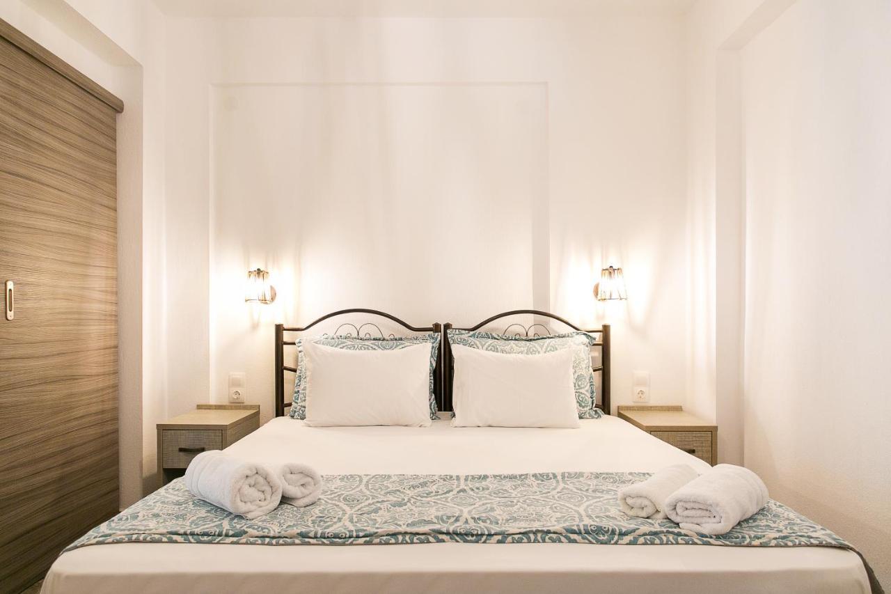 Alexandros Hotel Apartments Вурвуру Екстериор снимка