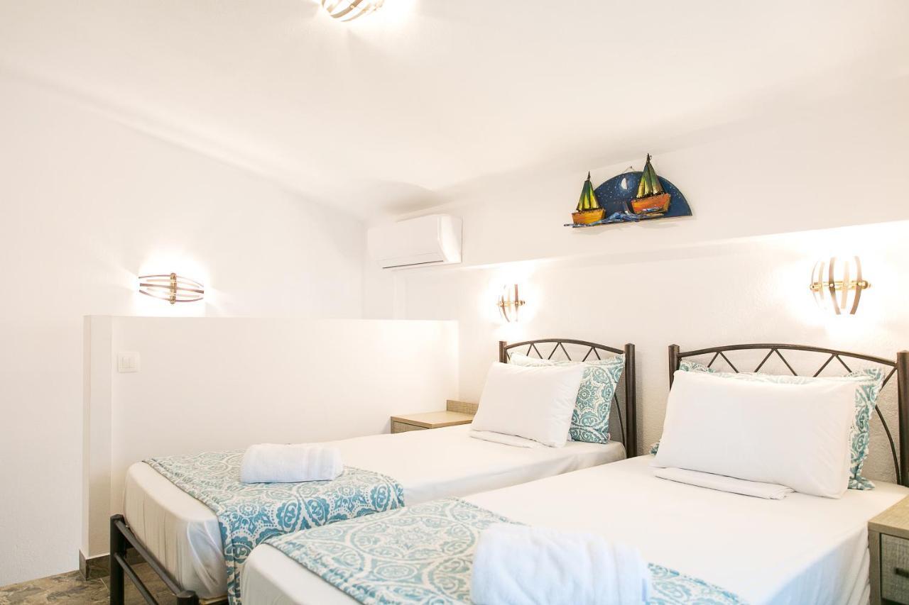 Alexandros Hotel Apartments Вурвуру Екстериор снимка